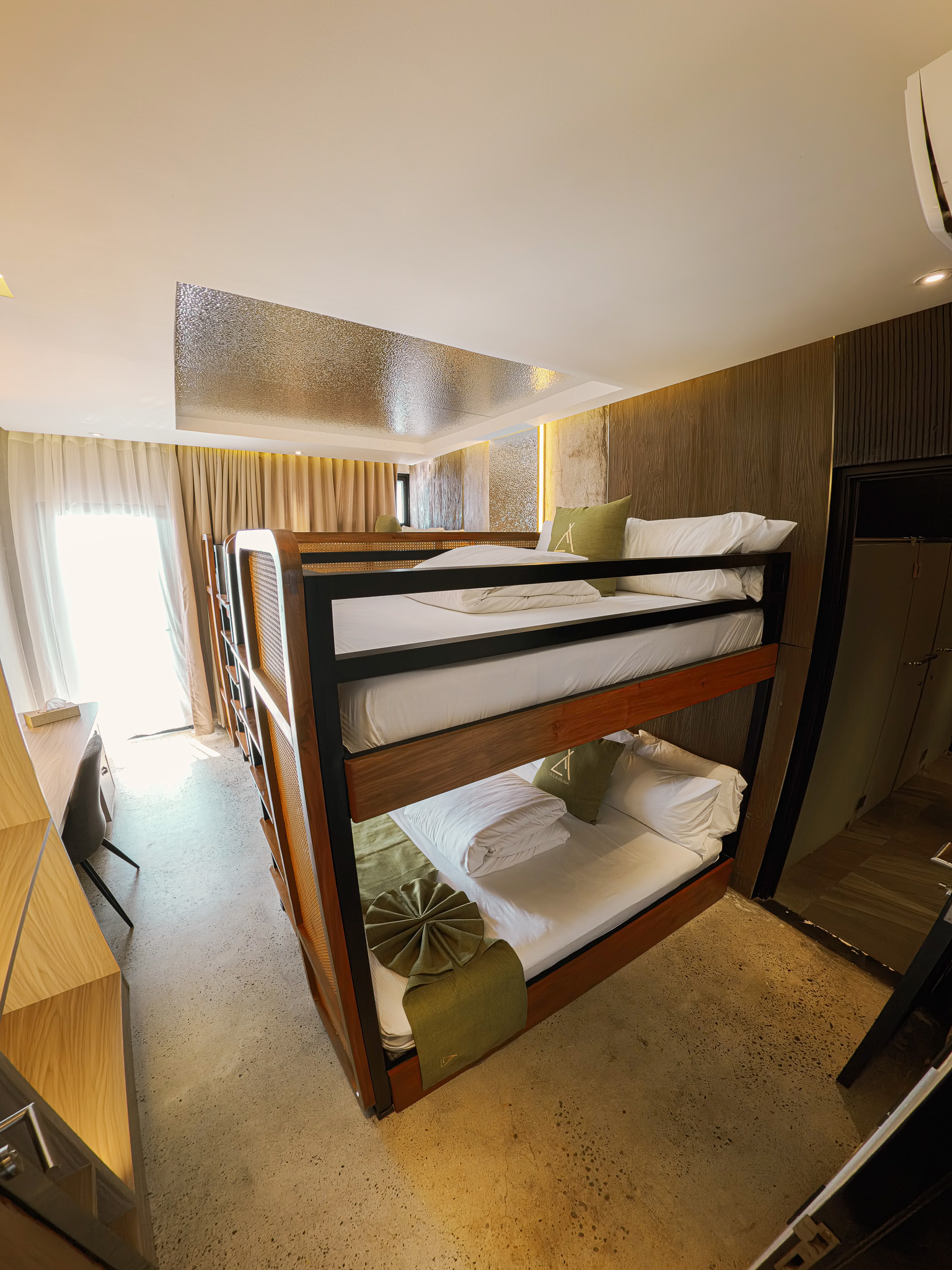 Black Villa Room 2